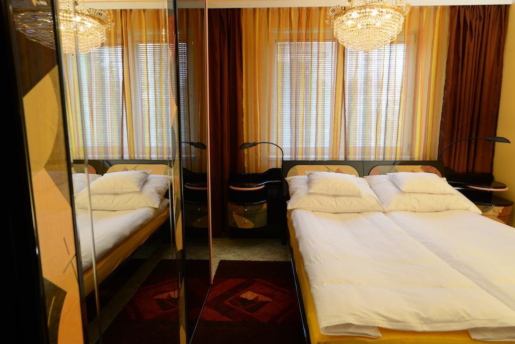 Nexus Vendégház Szeged Habitación foto